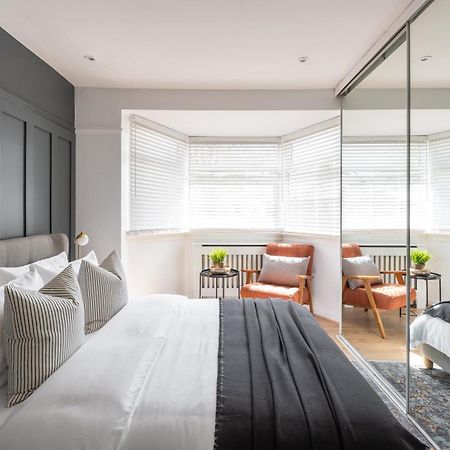 Large Luxury Solihull House - The Residence - Close To Nec - Sleeps 9 Eksteriør billede
