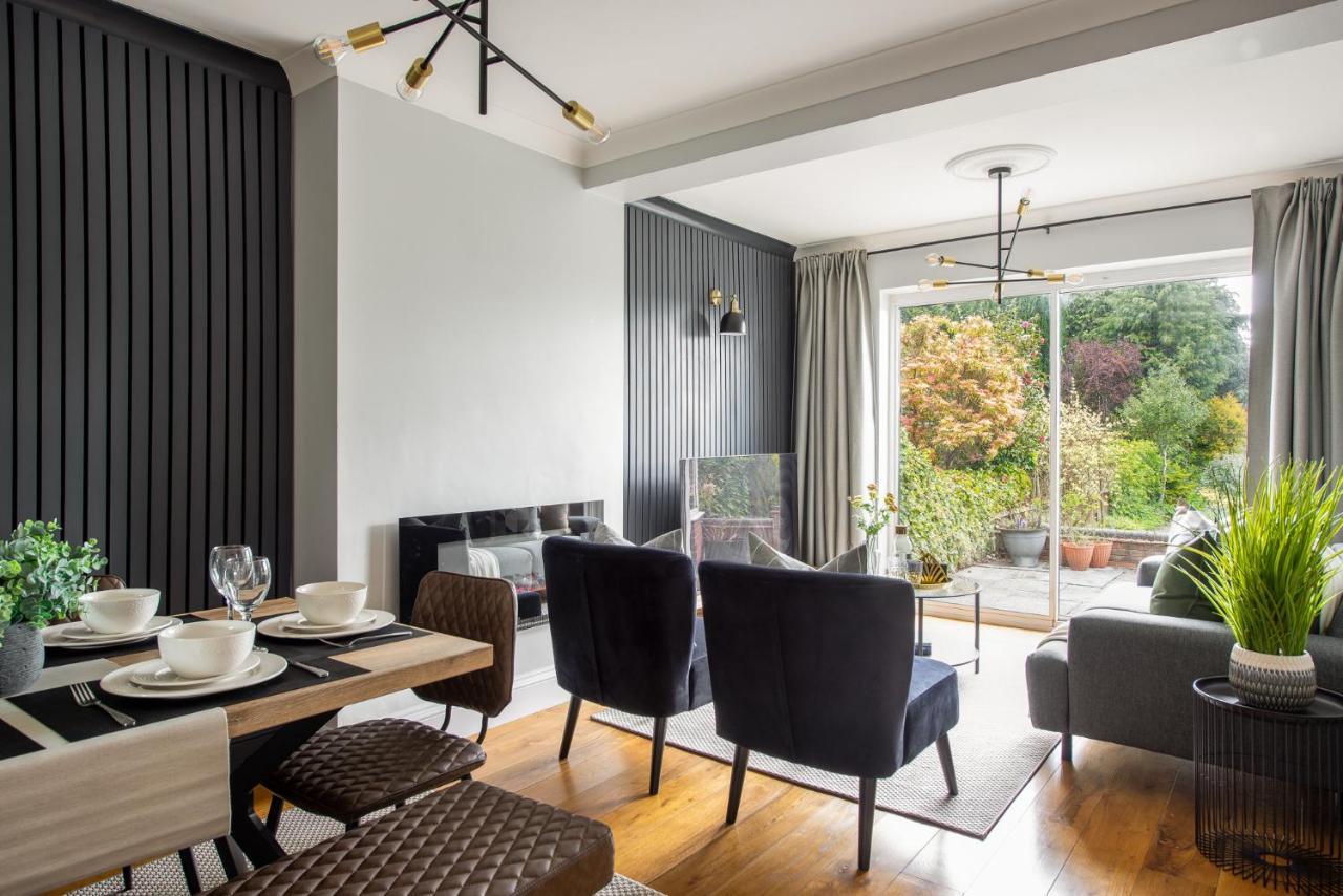 Large Luxury Solihull House - The Residence - Close To Nec - Sleeps 9 Eksteriør billede