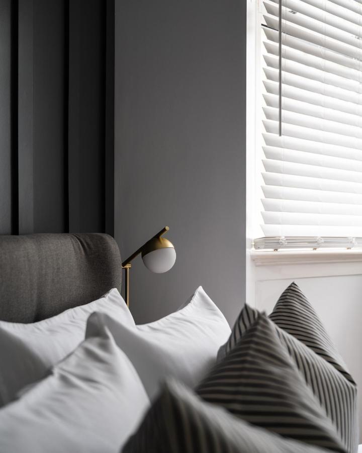 Large Luxury Solihull House - The Residence - Close To Nec - Sleeps 9 Eksteriør billede