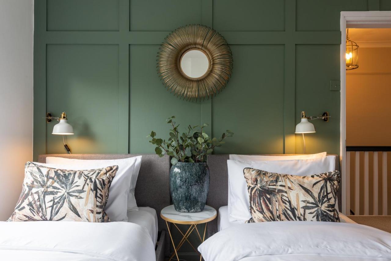 Large Luxury Solihull House - The Residence - Close To Nec - Sleeps 9 Eksteriør billede