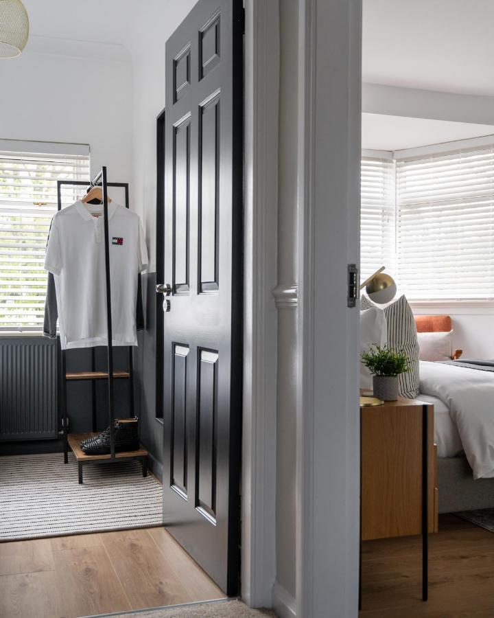 Large Luxury Solihull House - The Residence - Close To Nec - Sleeps 9 Eksteriør billede