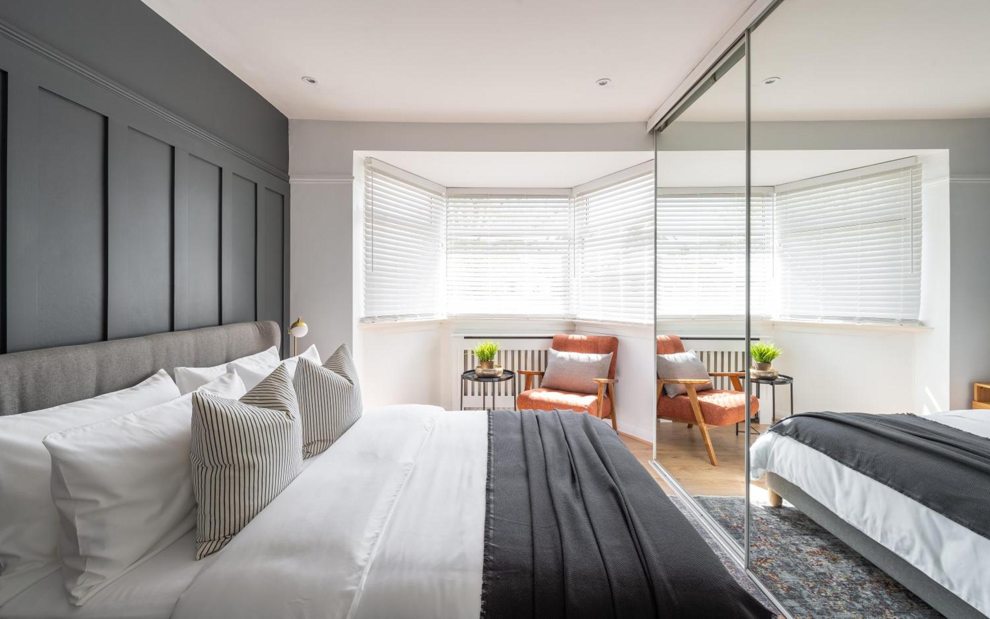 Large Luxury Solihull House - The Residence - Close To Nec - Sleeps 9 Eksteriør billede